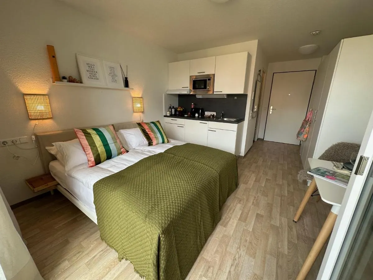 Komfortables, Barrierefreies Appartement Mit Sonnigem Balkon In Der Naehe Von Flughafen Und Messe 30 Leinfelden-Echterdingen 0*,  Deutschland